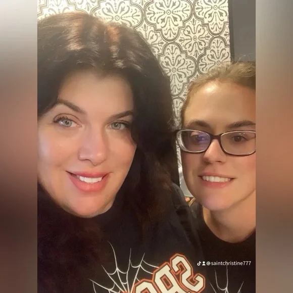 A Fun Show Low Starts + New Inventory. Fun Show - Picture 8 of 9